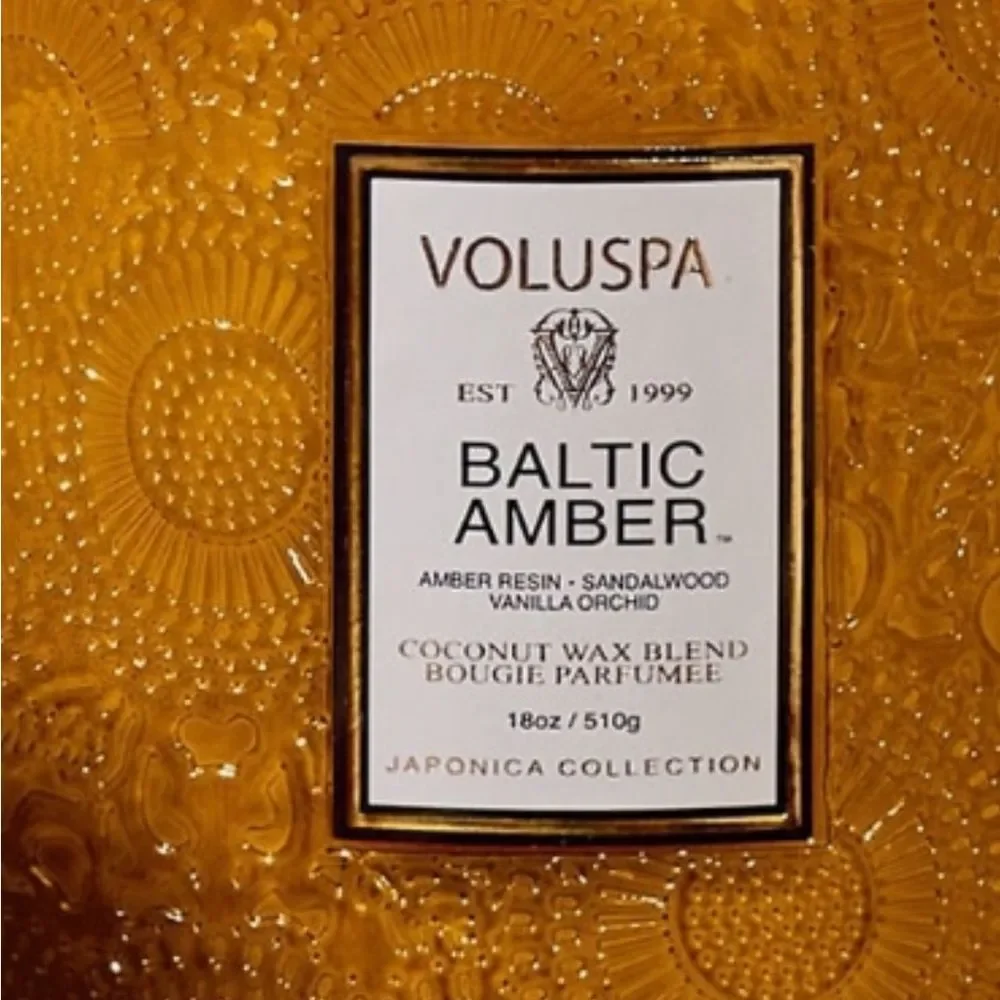 Anthropologie NIB Voluspa Japonica Baltic Amber Glass Jar Candle​ 16 Ounces - Picture 5 of 8